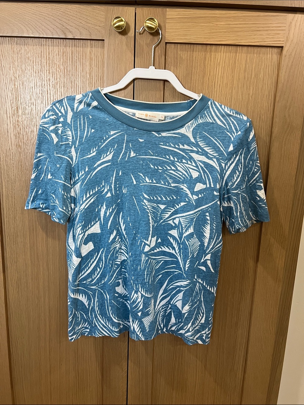 Tory Burch Blue and White Tropical Short Sleeve Tee size small